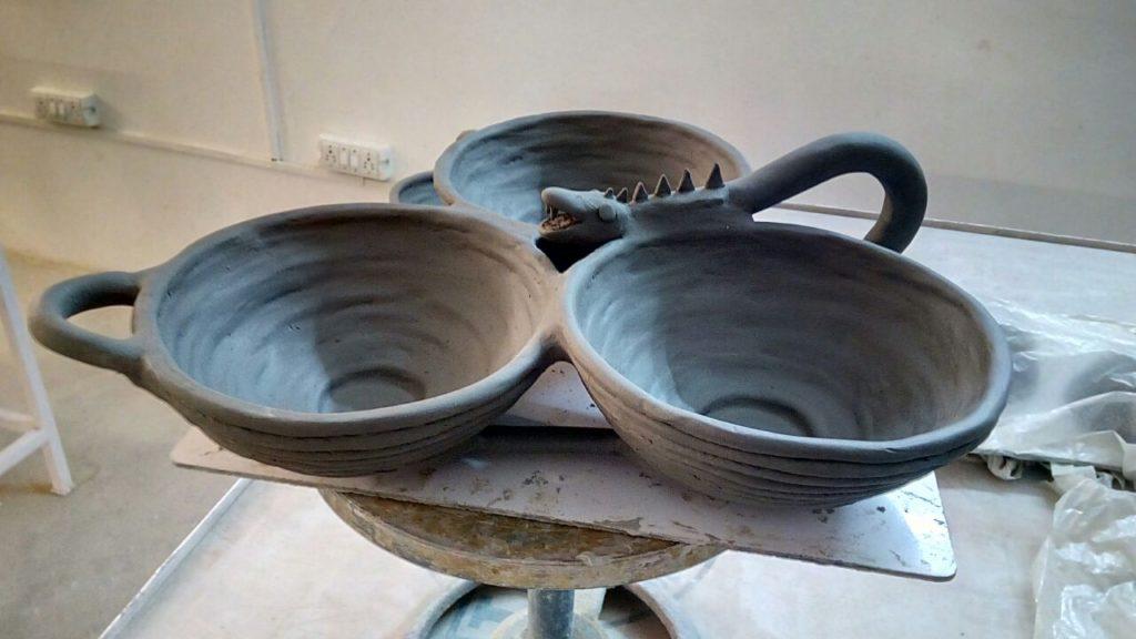 Between Paintings And Pottery A Gallery Inter Actions between-paintings-and-pottery-a-gallery-inter-actions